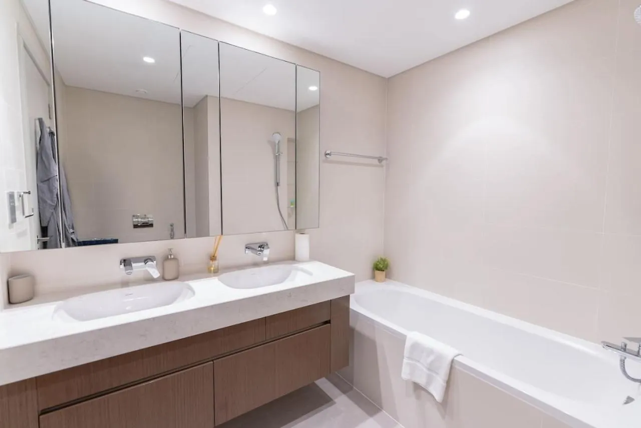Ocean View And Private Beach Access - 2 Br Dubai 0*,  United Arab Emirates