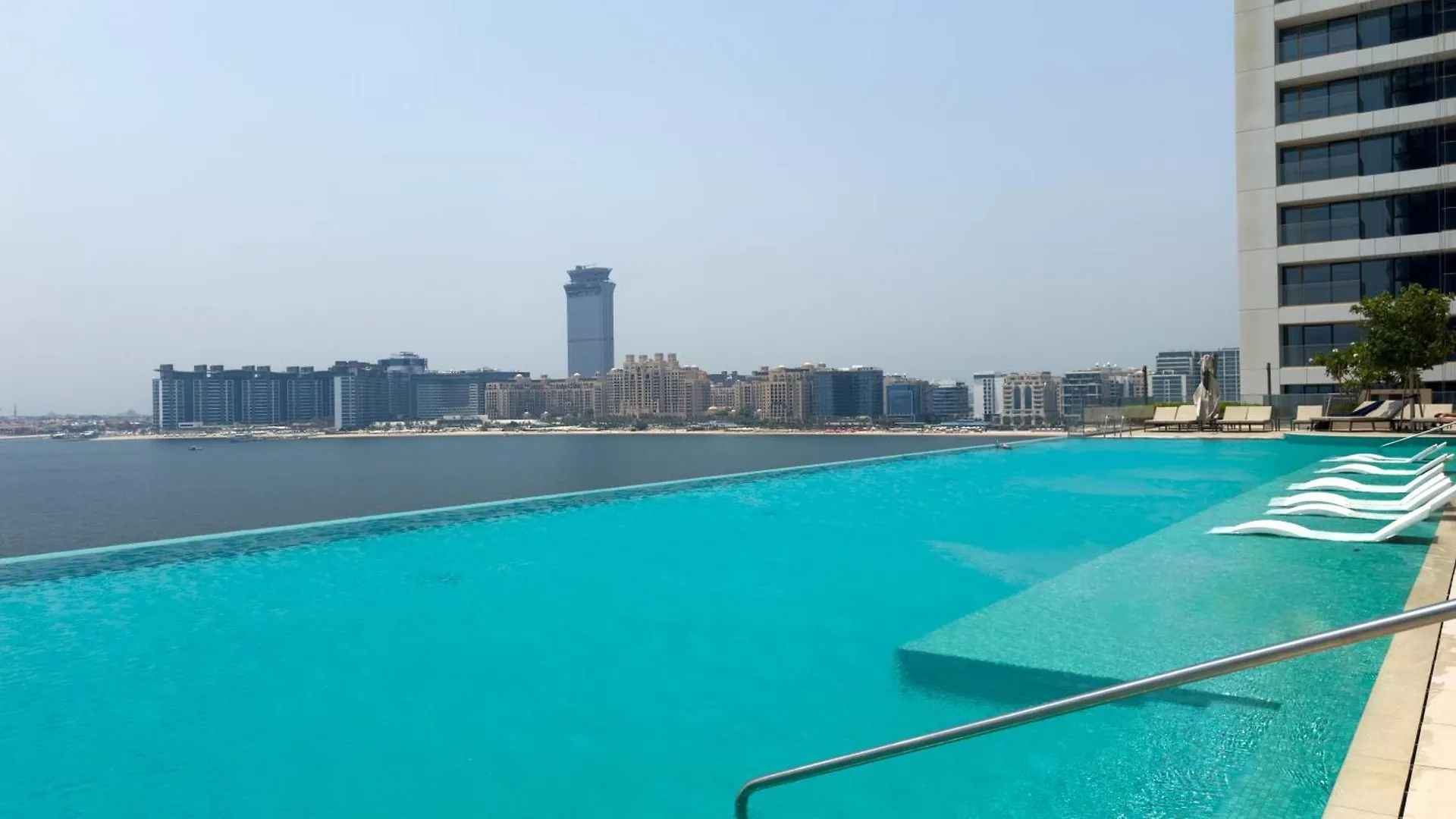 Apartment Ocean View And Private Beach Access - 2 Br Dubai