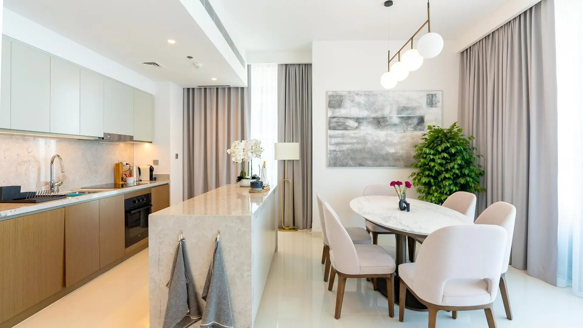 Apartment Ocean View And Private Beach Access - 2 Br Dubai United Arab Emirates